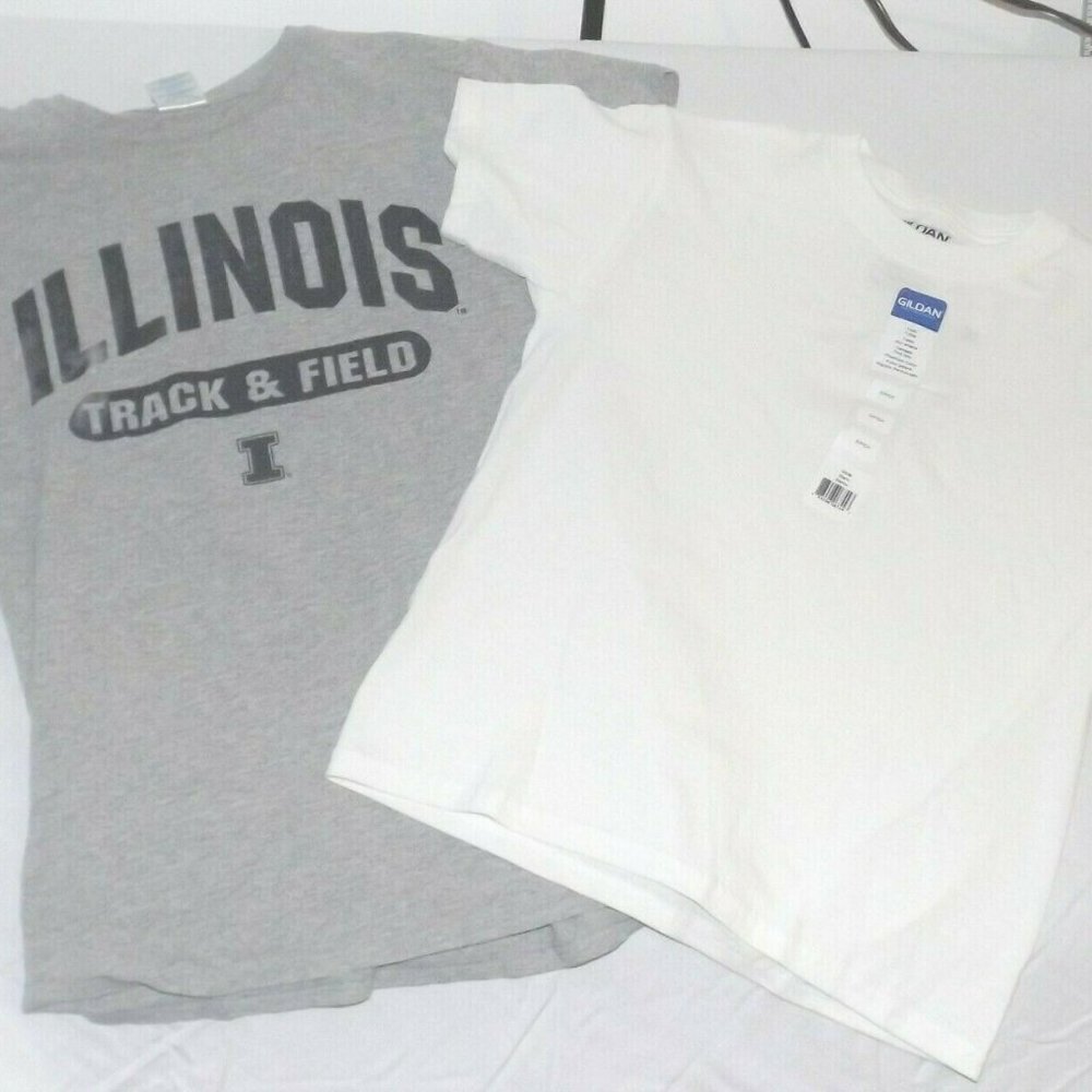 Lot of (2) Gildan Boys Youth T-Shirts Size S/P/CH